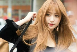 安祖妮嘉慧尔真实照片,真实照片中的时尚魅力与个性风采