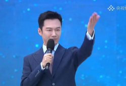 央视娱乐男主持