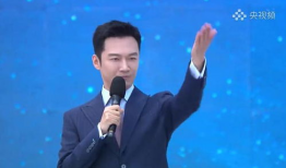 央视娱乐男主持