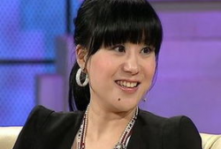 香港明星李晓彤近照,风采依旧，魅力不减