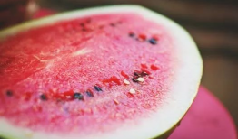 娱乐吃瓜竖屏图片,竖屏图片里的明星幕后趣事